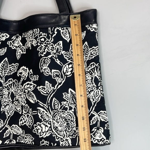 Floral Black and Ivory Tote Bag Faux And Canvas Snap Closure Lined Beach - Picture 8 of 11